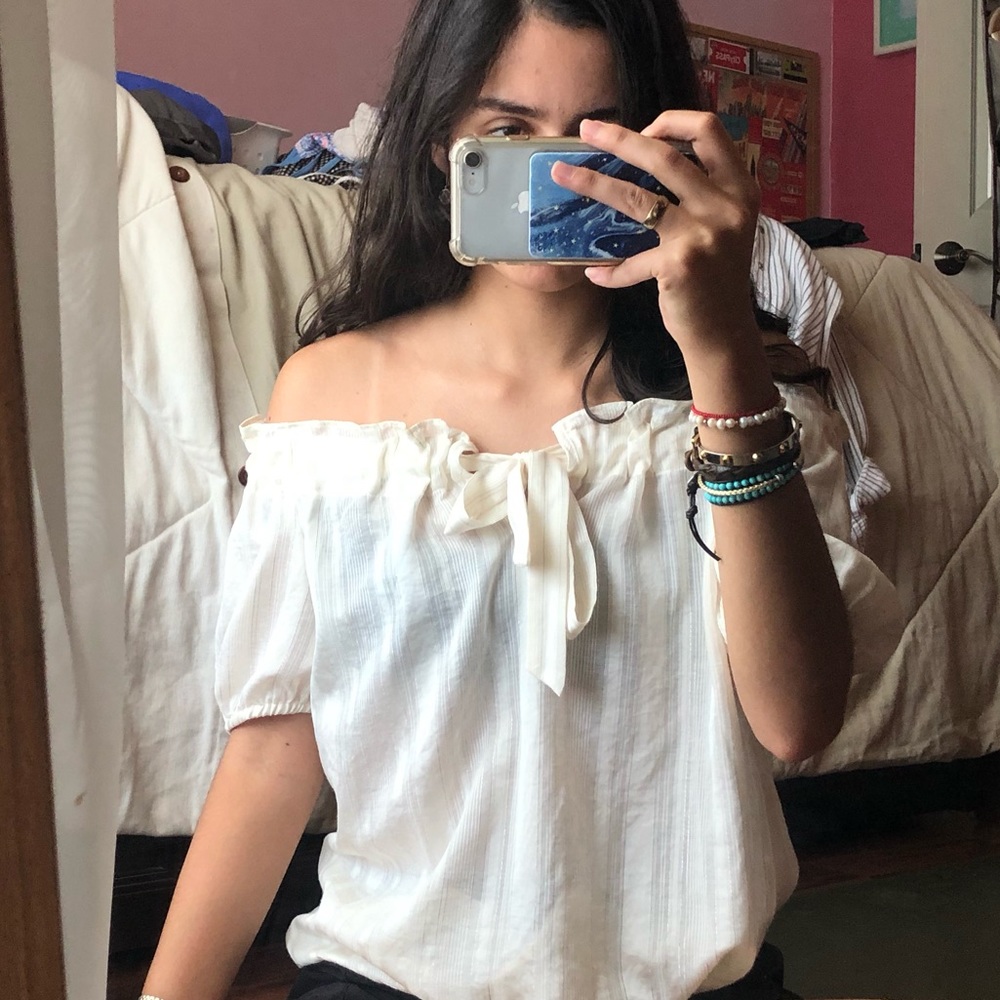 LOFT Off-the-shoulder shirt
